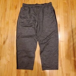 Men's athletic pants